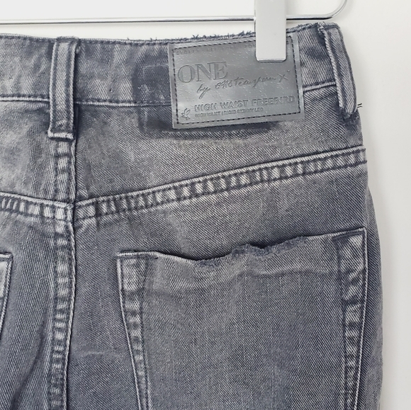 One Teaspoon NWT High Waist Freebird Skinny Jeans - Picture 7 of 10